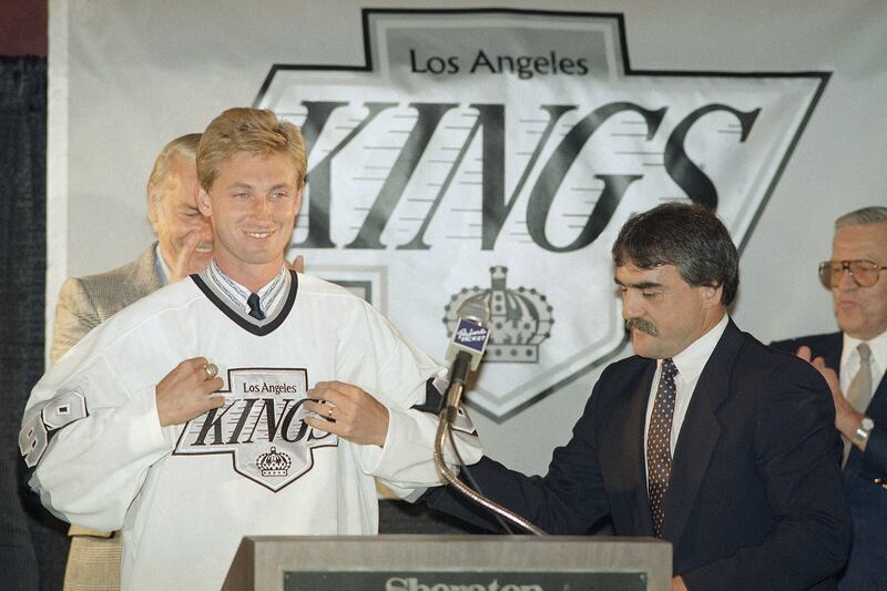 The 90s "Chevrolet" logo is often associated with Wayne Gretzky. (AP Photo/Reed Saxon)