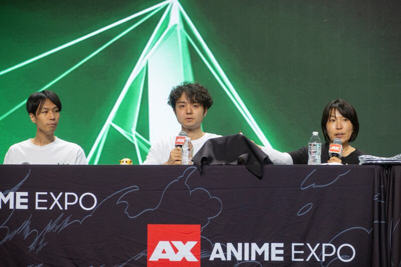 Panelist talk on stage