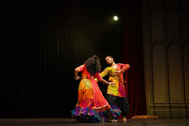 USC alum and choreographer Jainil Mehta in a dance duet with  Sanjana Kerketta. (Photo by Dua Anjum)