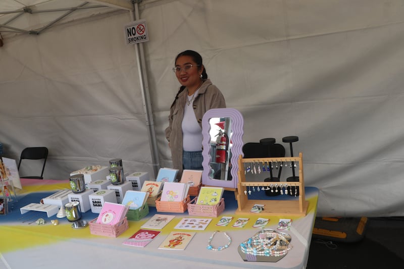 Vendor selling jewelery