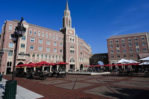 Students from Nemirovsky and Bohnett Residential College displaced by fire