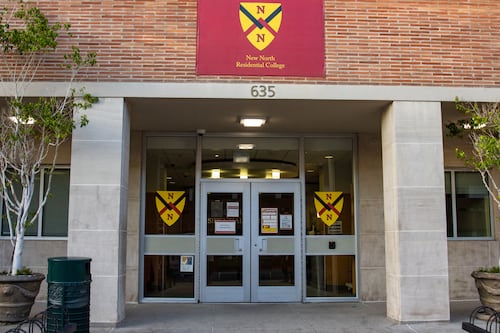 After internal review, USC says sophomores are again guaranteed housing