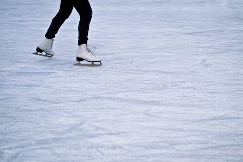 How do ice rinks in L.A. stay cold?