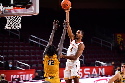 Mobley shines as Trojans outlast the piping-hot Lancers in overtime