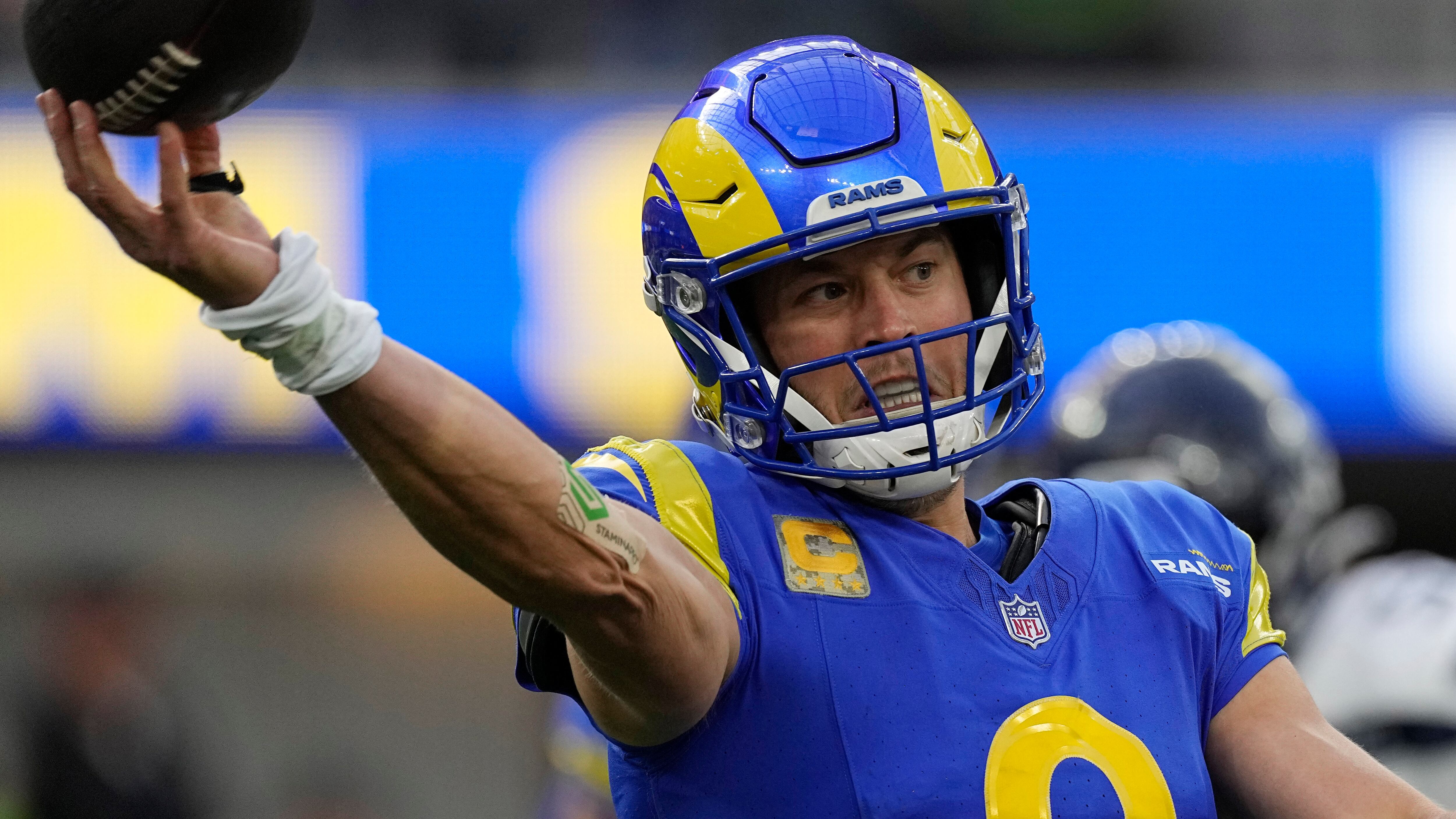 DESCRIBE THE IMAGE FOR ACCESSIBILITY, EXAMPLE: Photo of a chef putting red sauce onto an omelette.