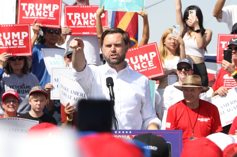 Vance spoke at a rally in Tucson, Ariz., on Oct. 9, 2024. (Photo by Parkin So)