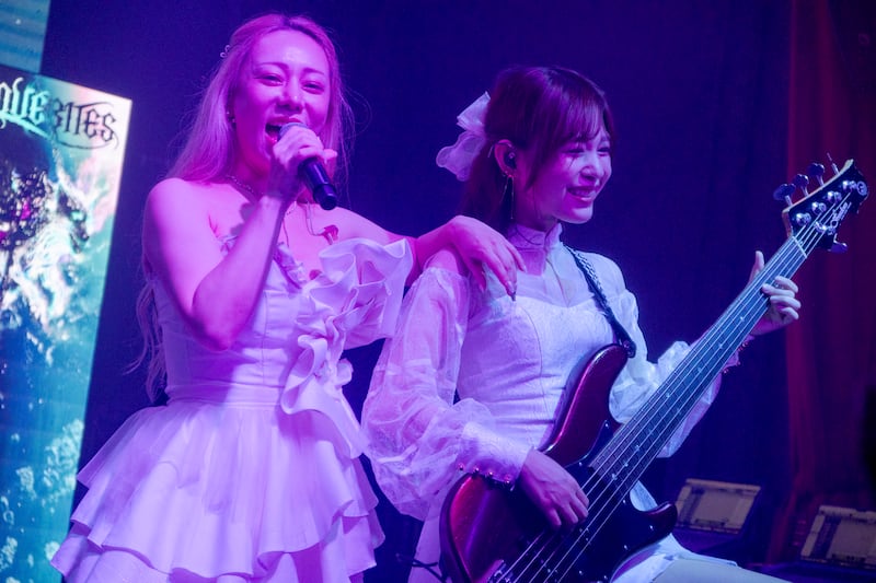 Singer and bassist playing together