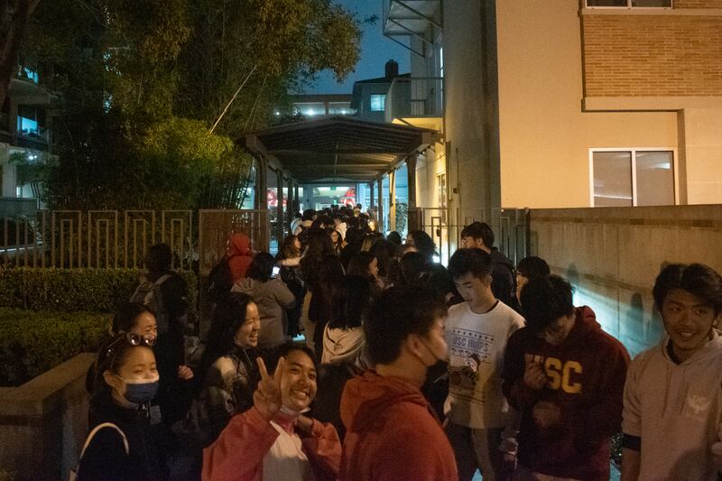 [One-sentence description of what this media is: "A photo of a vaccine site on USC campus" or "Gif of dancing banana". Important for accessibility/people who use screen readers.]