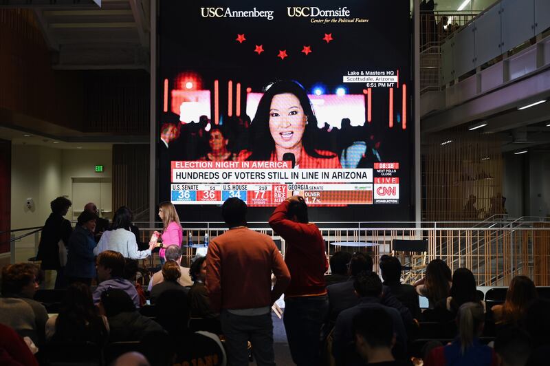 Students watch CNN's live election coverage in the Wallis Annenberg Hall forum. (Photo by Tomoki Chien)