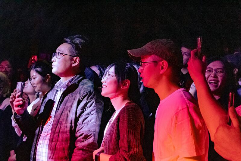 The crowd watches 9m88’s performance. Many in attendance were from Mandarin-speaking countries. The Echo was filled with conversations in both English and Mandarin. (Photo by Marissa Ding)