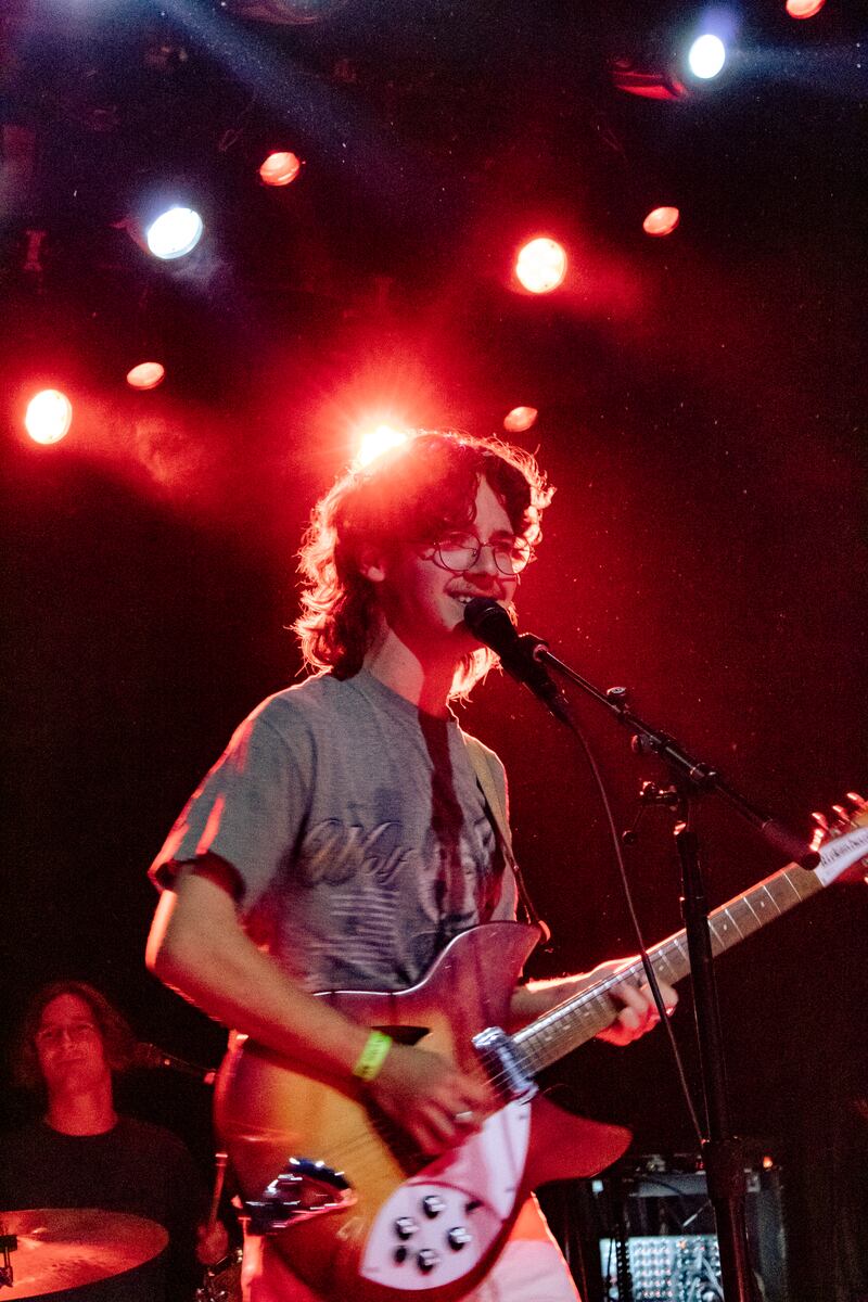 Singer-songwriter Davin Eagleston from The Happy Return greets the crowd. (Photo by Marissa Ding)