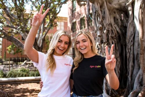 Graduating seniors unify the USC community with “Fight On...Line” t-shirts