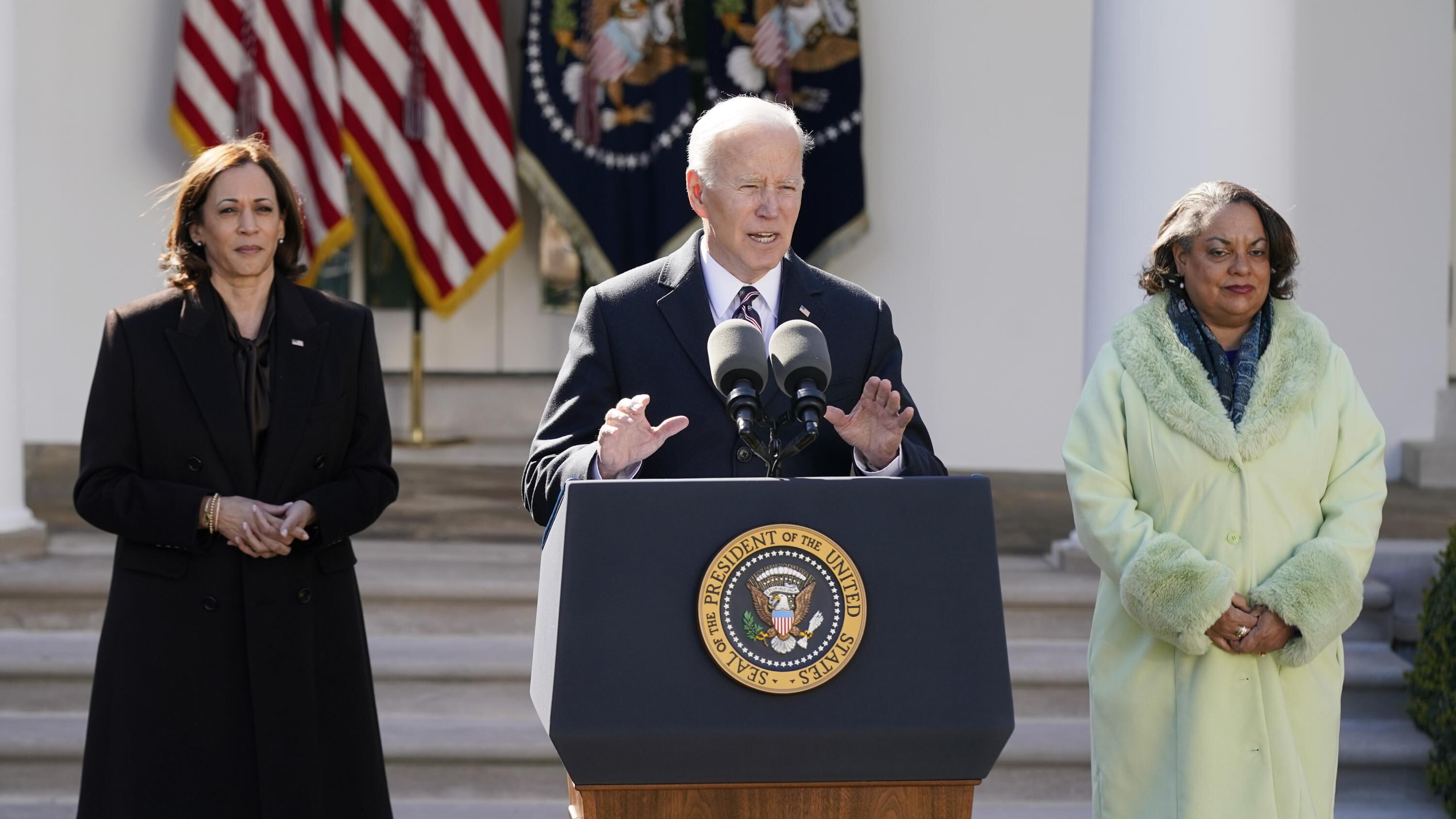 Biden signs anti-lynching bill