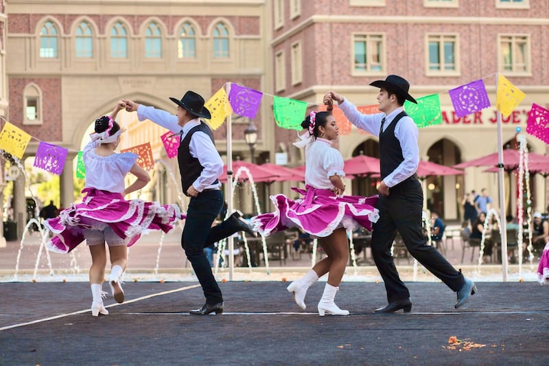 Grupo Folklorico performance at USC, 2019