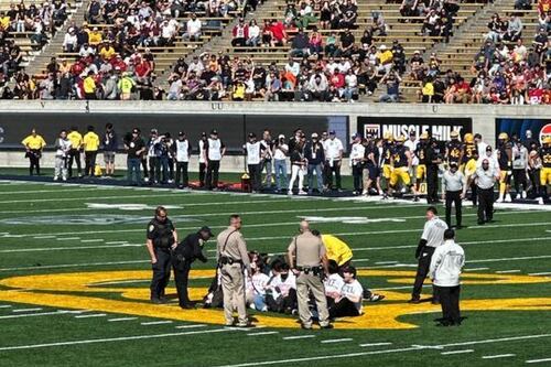 USC vs. Cal football game delayed due to protest supporting suspended Berkeley professor